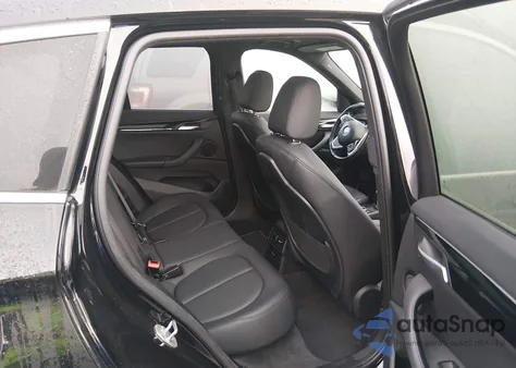 2020 BMW X1 xDrive28I z USA, uszkodzony, nr VIN WBXJG9C08L5R31713